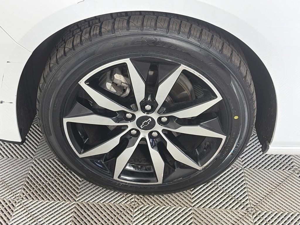 used 2023 Chevrolet Malibu car, priced at $18,810