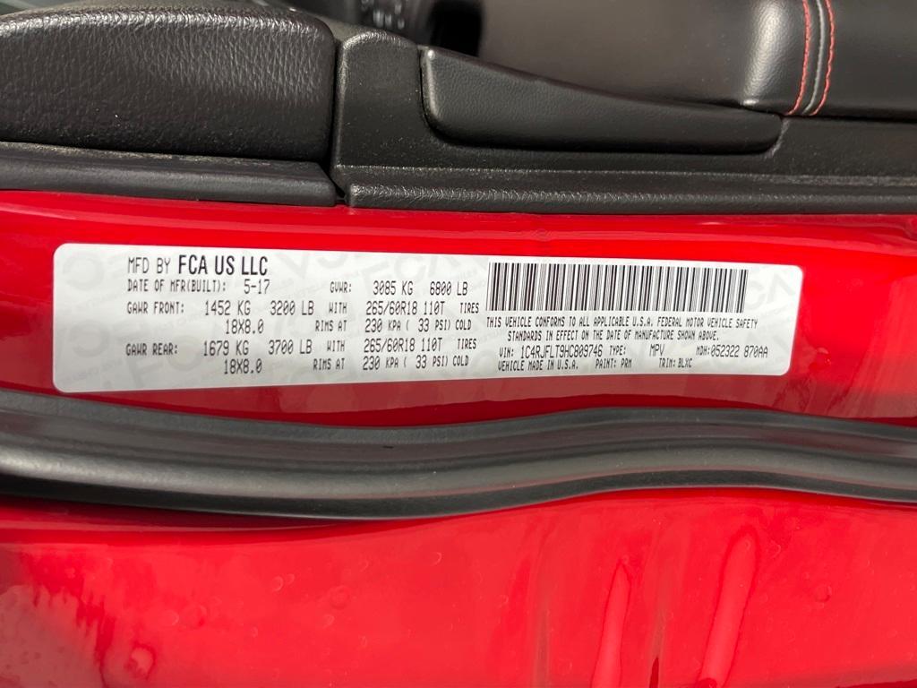 used 2017 Jeep Grand Cherokee car