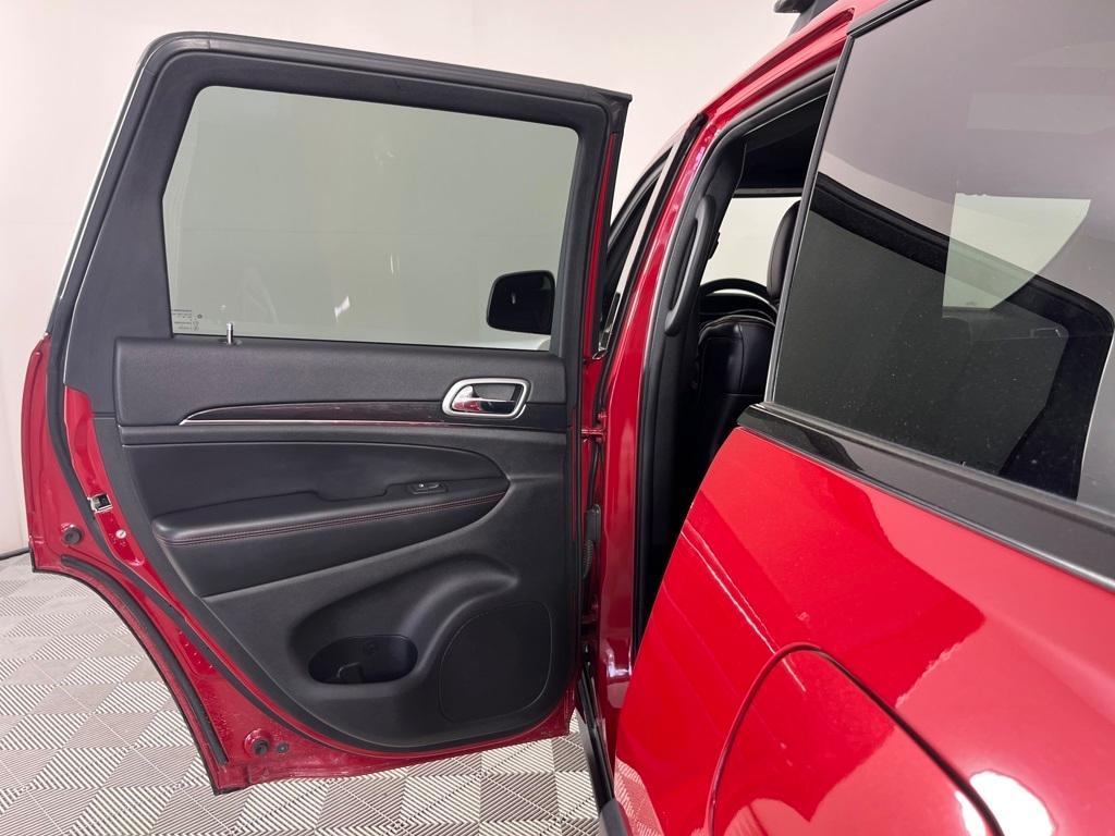 used 2017 Jeep Grand Cherokee car