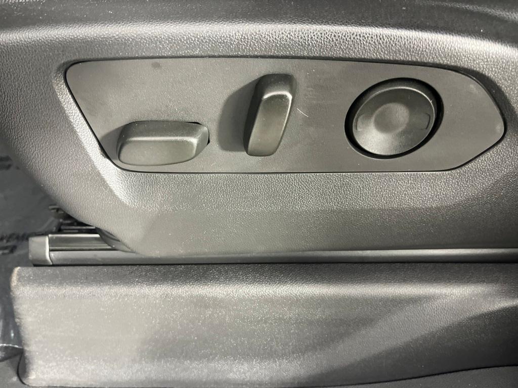 used 2023 Chevrolet Silverado 1500 car, priced at $45,991