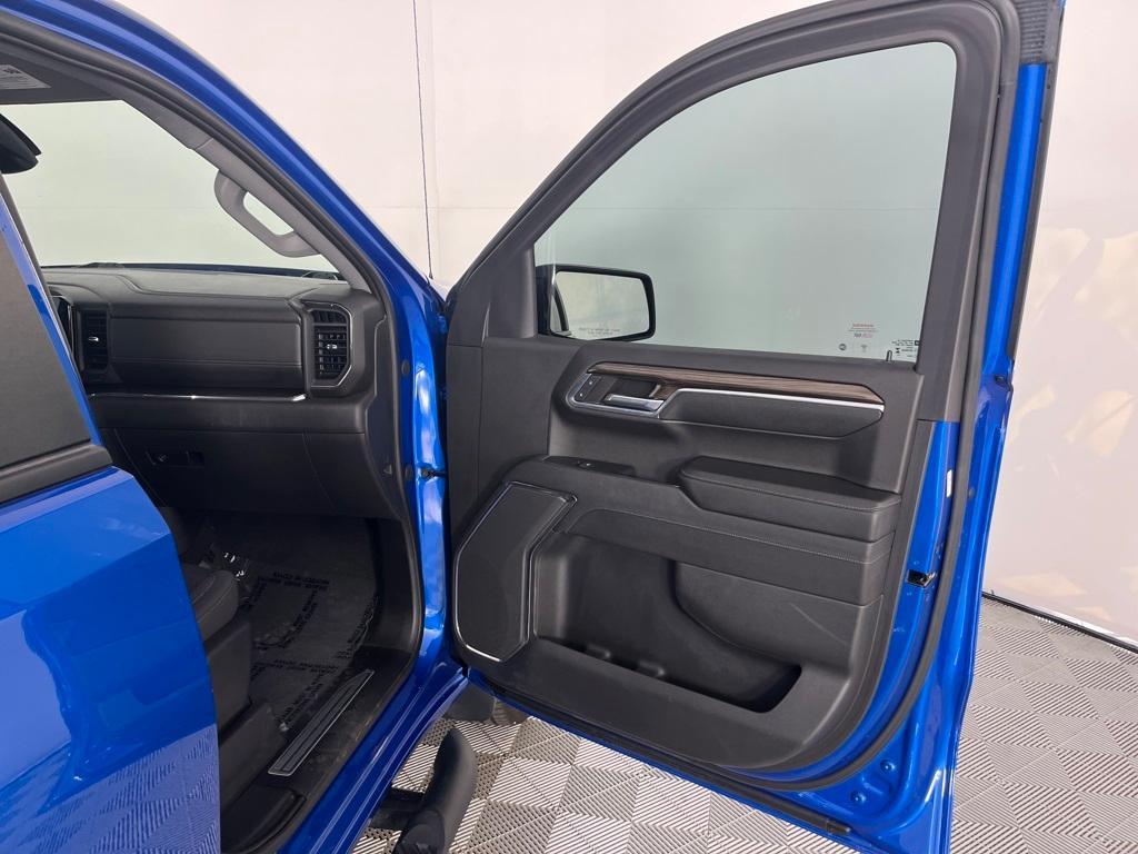 used 2023 Chevrolet Silverado 1500 car, priced at $45,991