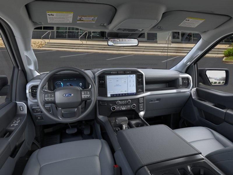 new 2025 Ford F-150 Lightning car