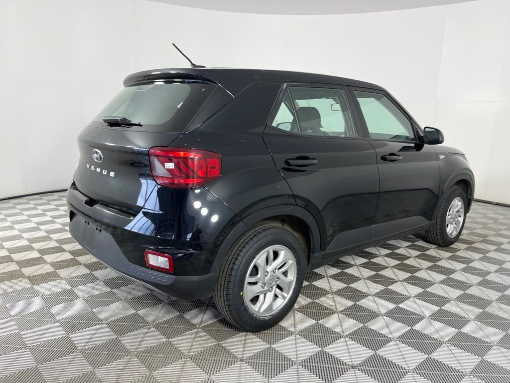used 2024 Hyundai Venue car, priced at $19,491