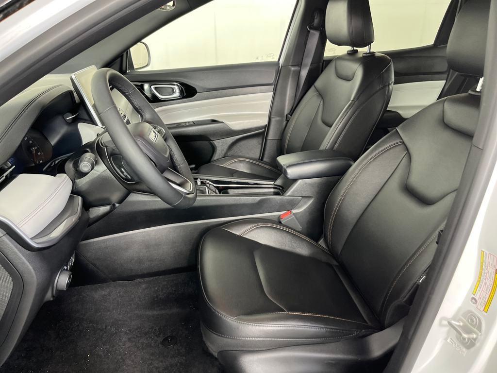 used 2024 Jeep Compass car, priced at $29,991