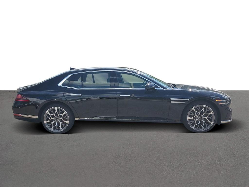 new 2025 Genesis G90 car, priced at $102,540