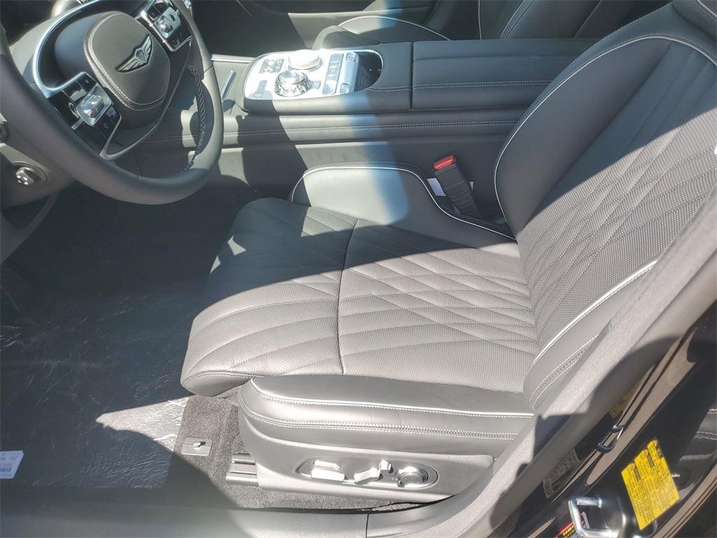 new 2025 Genesis G90 car, priced at $102,540
