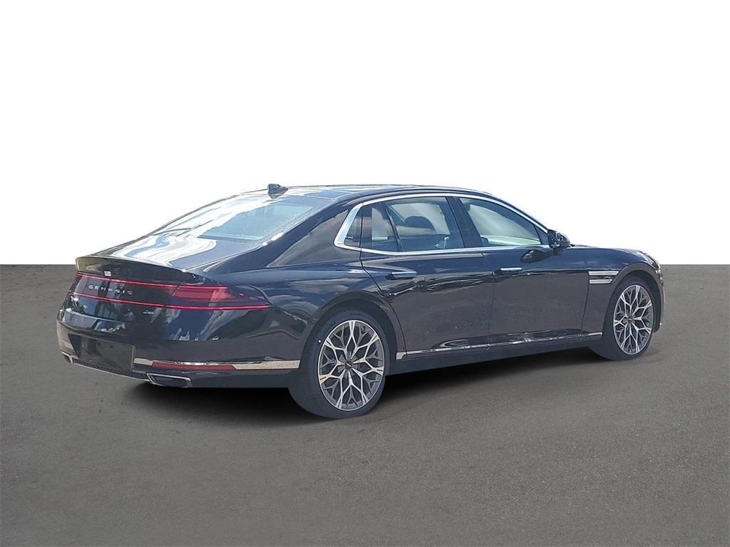 new 2025 Genesis G90 car, priced at $102,540