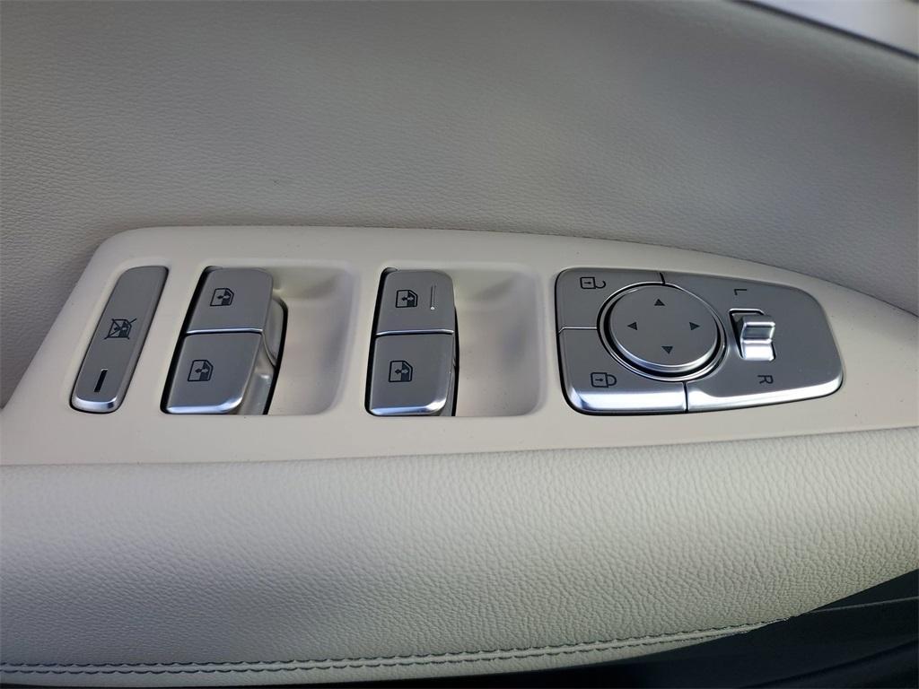 new 2026 Genesis G70 car, priced at $45,390