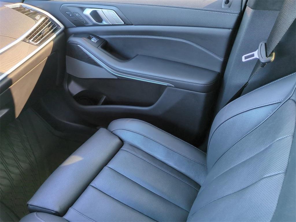 used 2022 BMW X7 car, priced at $58,252