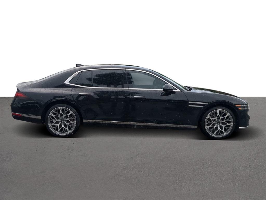 new 2025 Genesis G90 car, priced at $101,755