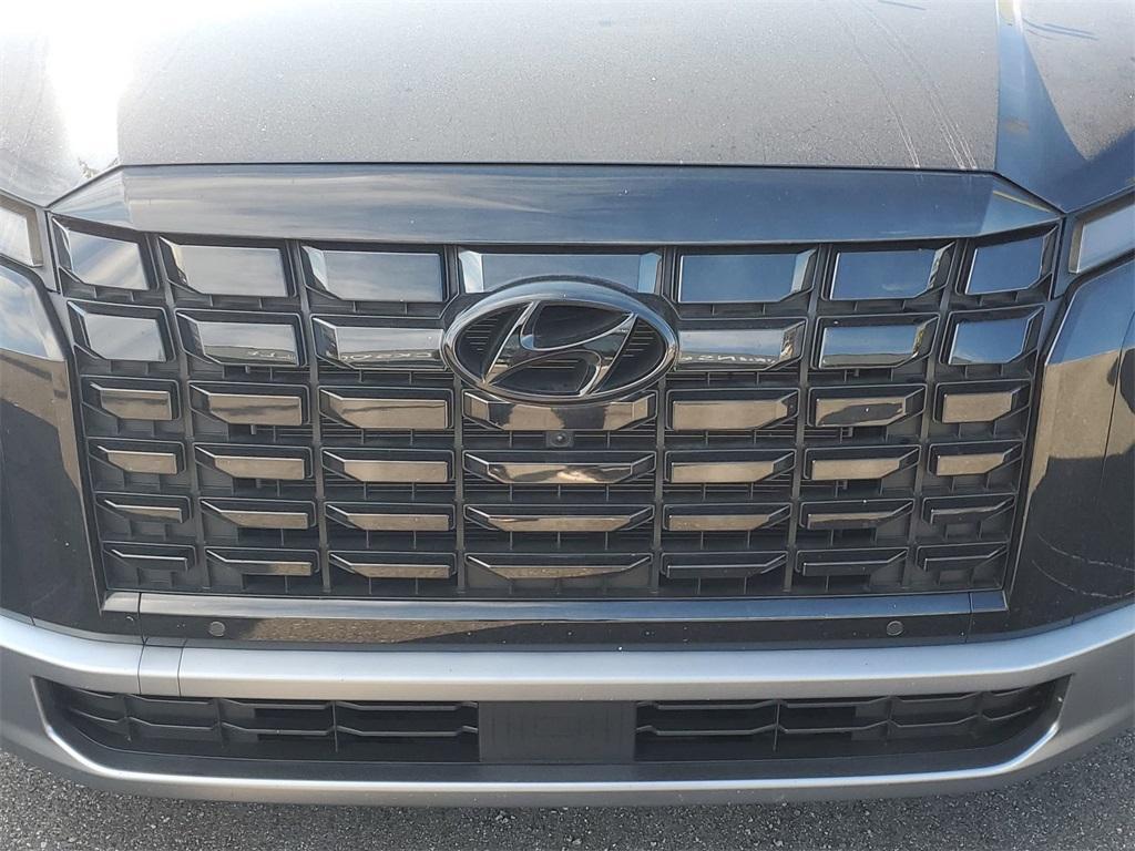 used 2024 Hyundai Palisade car, priced at $35,774