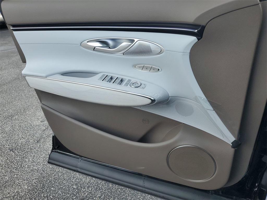 new 2026 Genesis GV70 car, priced at $56,540