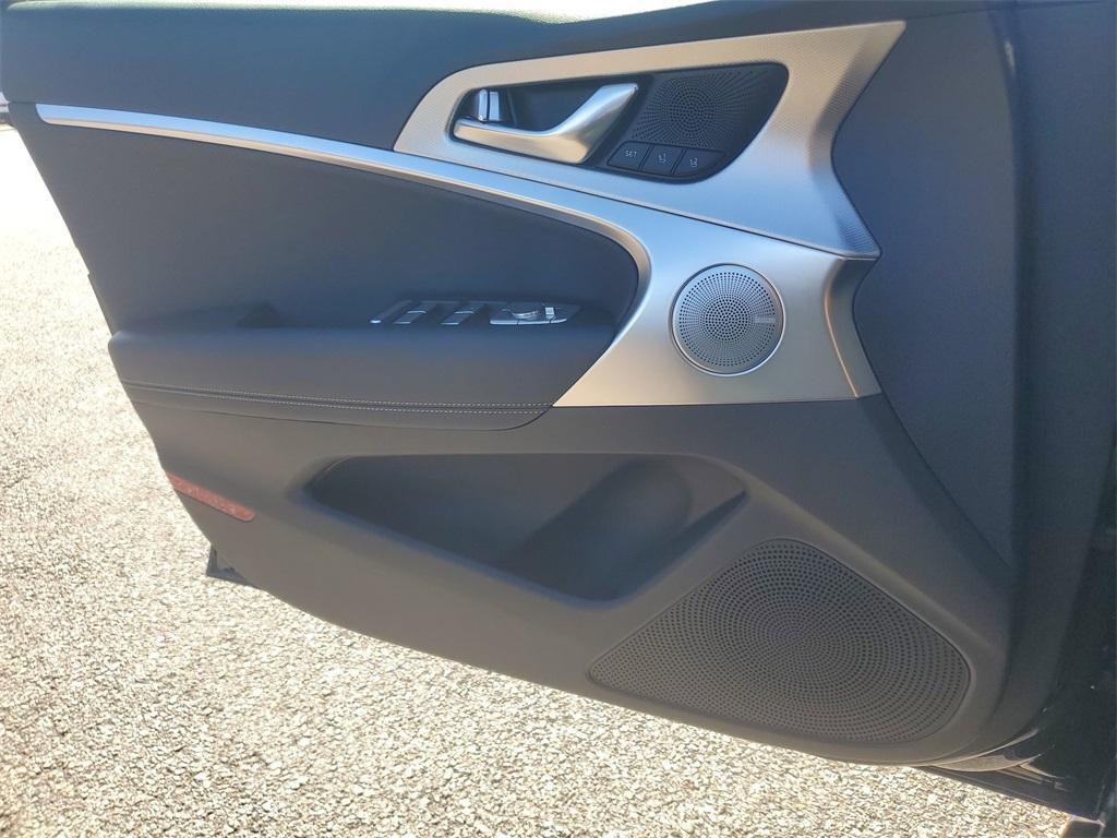 new 2026 Genesis G70 car, priced at $50,275