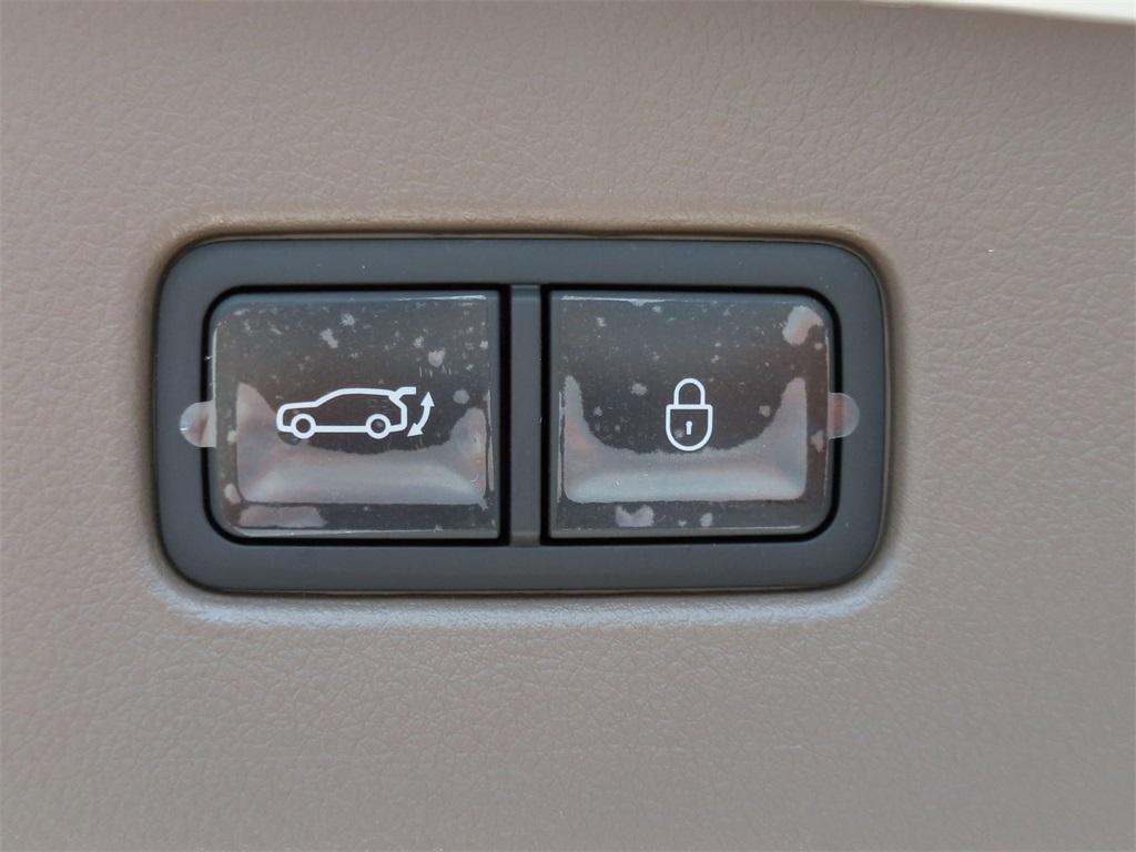 new 2026 Genesis Electrified GV70 car, priced at $71,870
