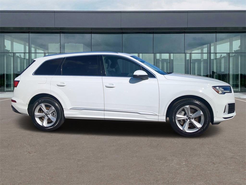 used 2024 Audi Q7 car, priced at $44,438