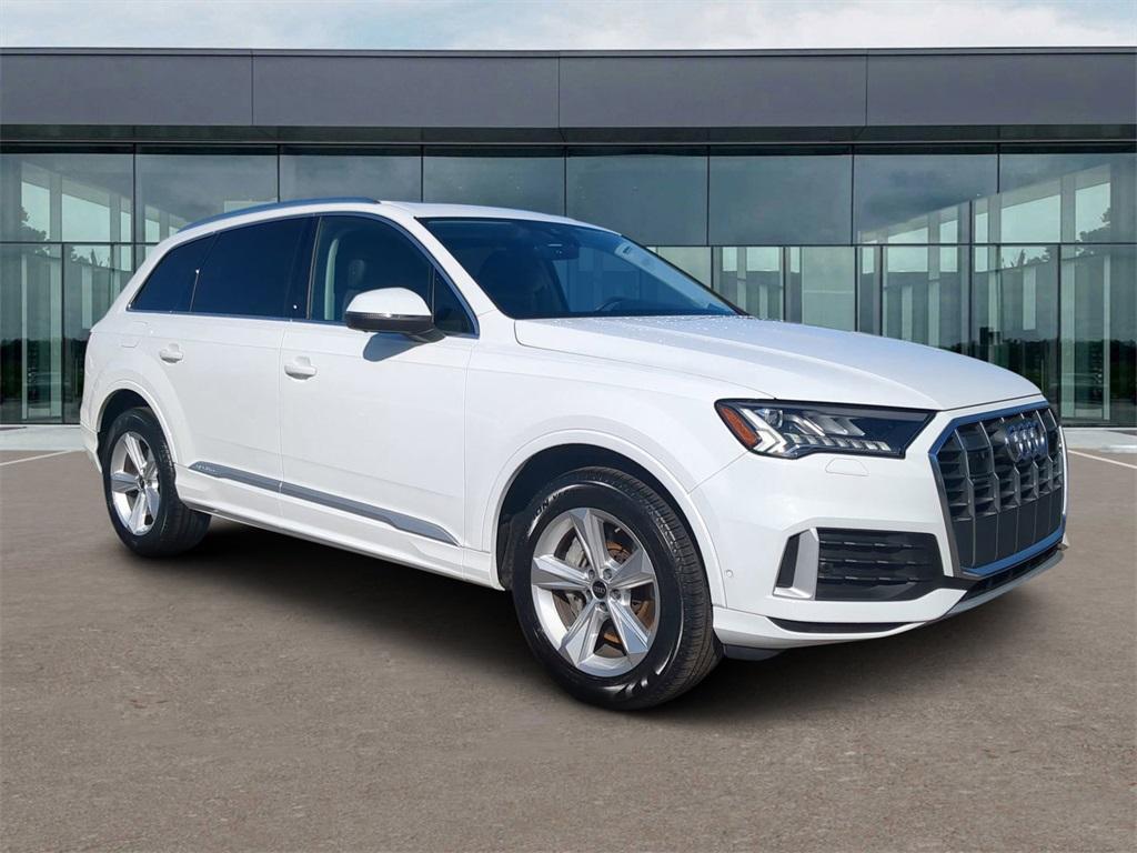 used 2024 Audi Q7 car, priced at $44,935