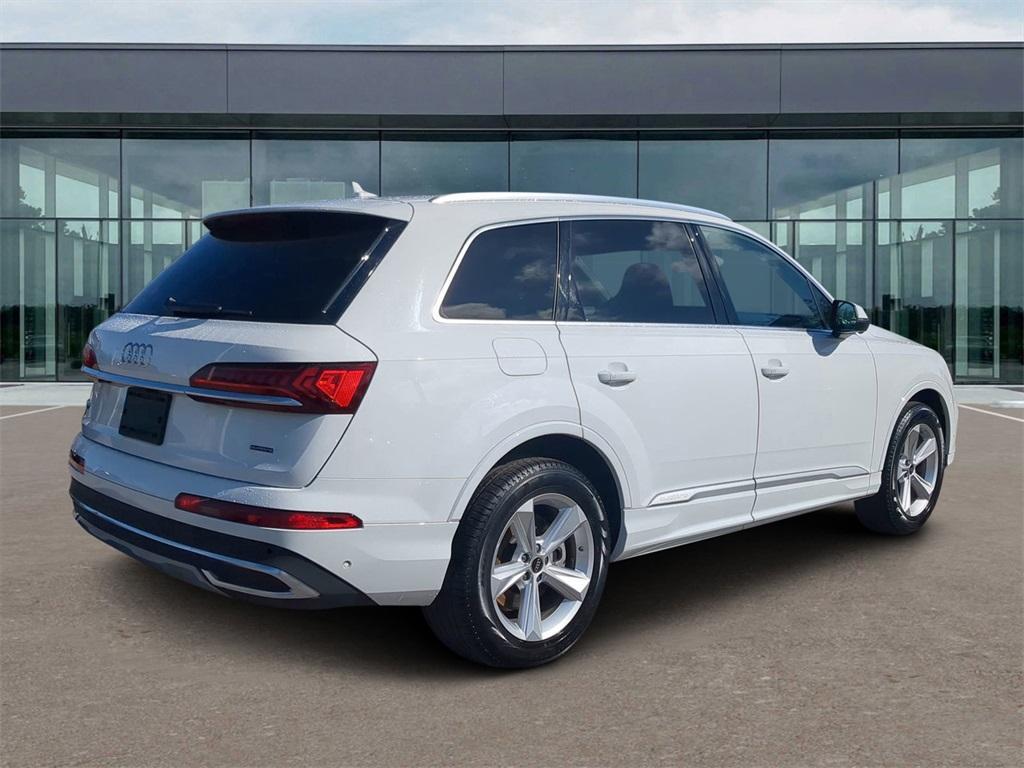 used 2024 Audi Q7 car, priced at $44,438