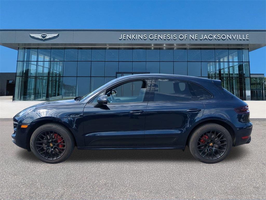 used 2018 Porsche Macan car, priced at $31,999