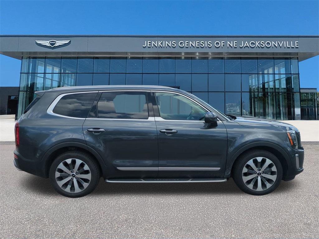 used 2022 Kia Telluride car, priced at $31,000