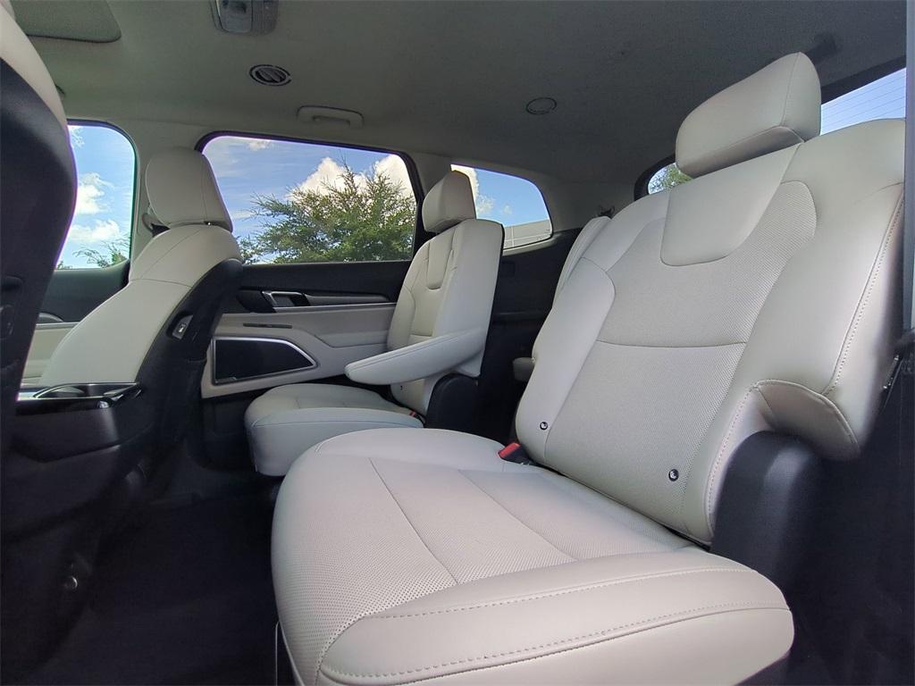 used 2022 Kia Telluride car, priced at $31,000
