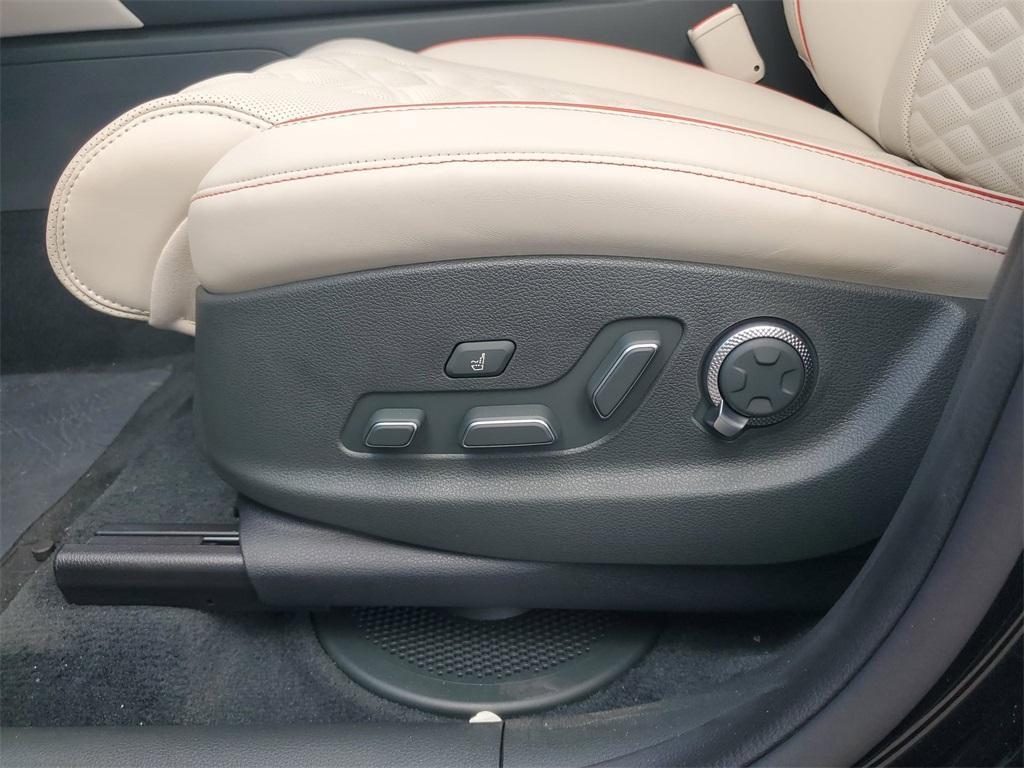 new 2025 Genesis GV80 Coupe car, priced at $88,475