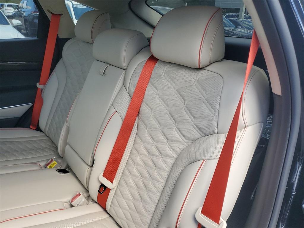 new 2025 Genesis GV80 Coupe car, priced at $88,475