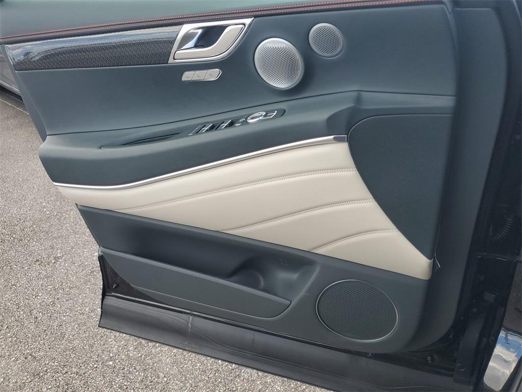 new 2025 Genesis GV80 Coupe car, priced at $88,475