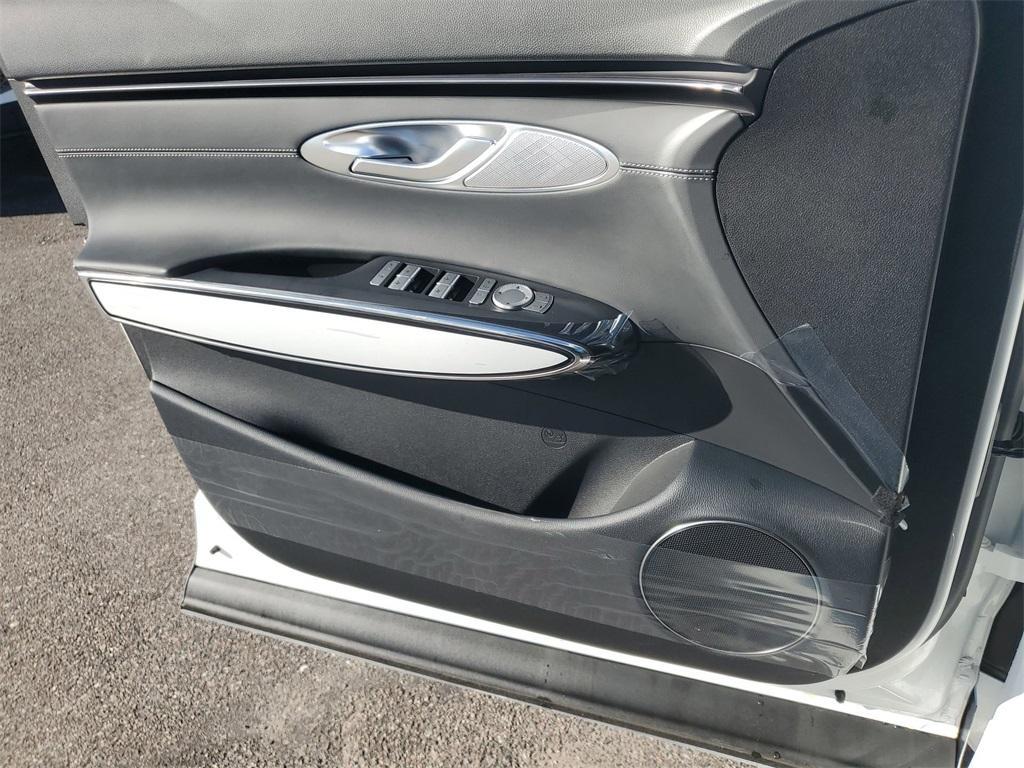 new 2026 Genesis GV70 car, priced at $51,205