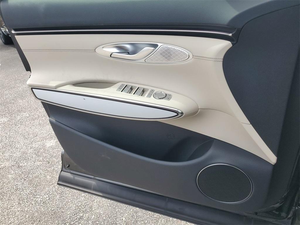 new 2026 Genesis GV70 car, priced at $50,085