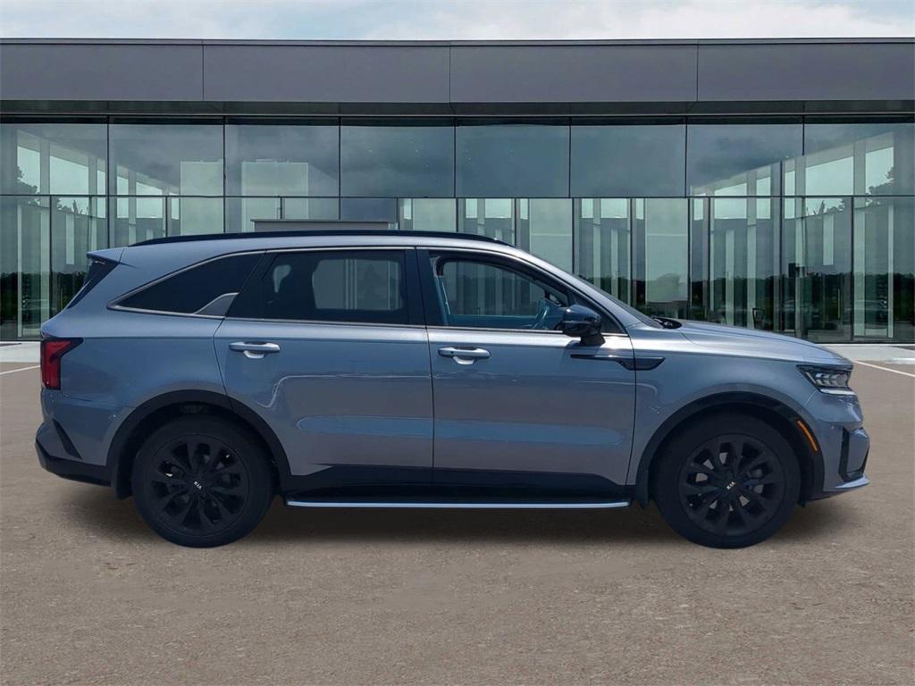used 2021 Kia Sorento car, priced at $25,995