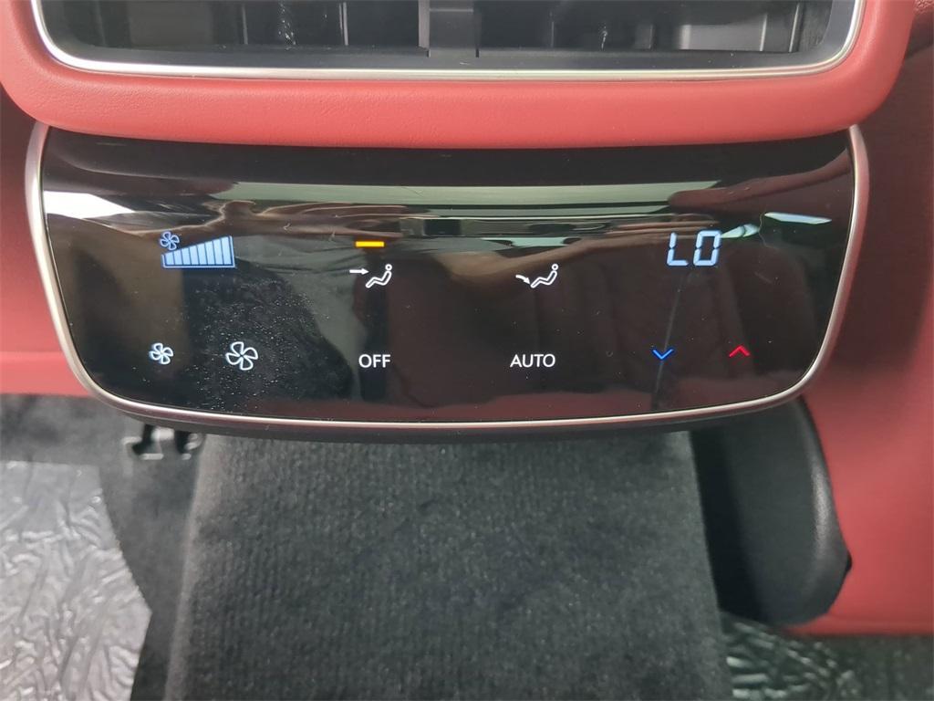new 2025 Genesis G80 car, priced at $70,665