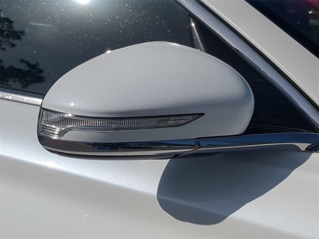 new 2025 Genesis G70 car, priced at $43,250