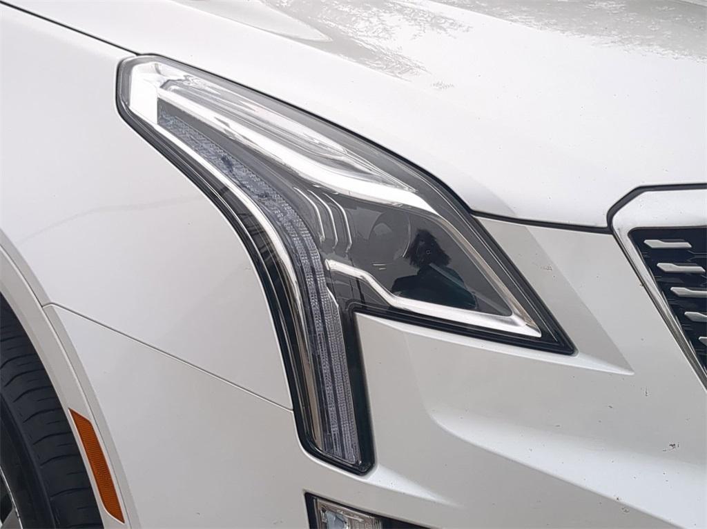 used 2020 Cadillac XT5 car, priced at $23,999