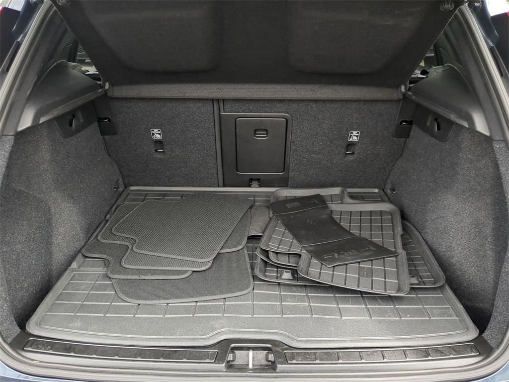 used 2022 Volvo XC40 car, priced at $30,490
