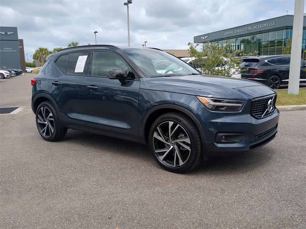 used 2022 Volvo XC40 car, priced at $30,490