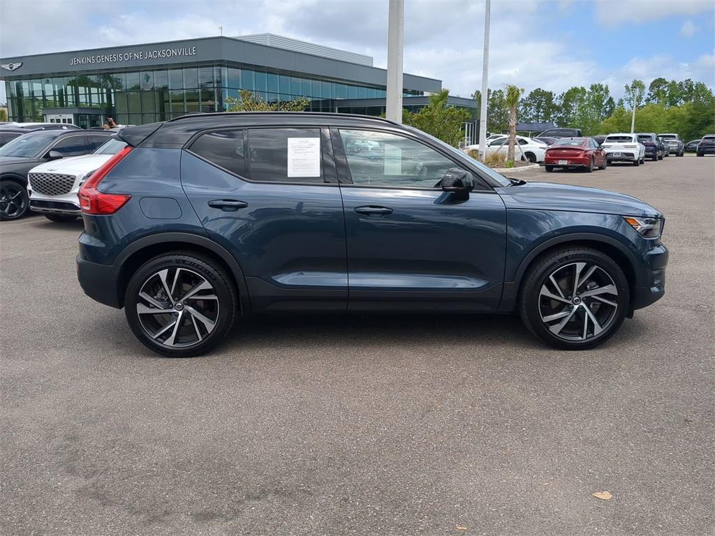 used 2022 Volvo XC40 car, priced at $30,490