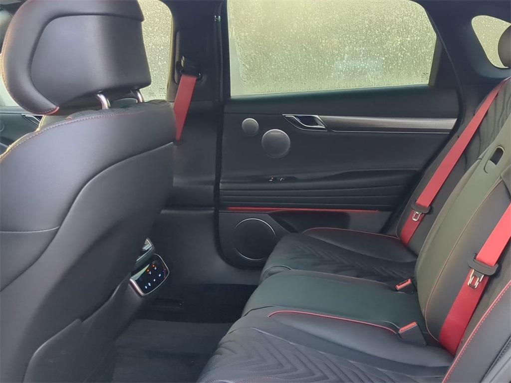 new 2025 Genesis G80 car, priced at $70,695