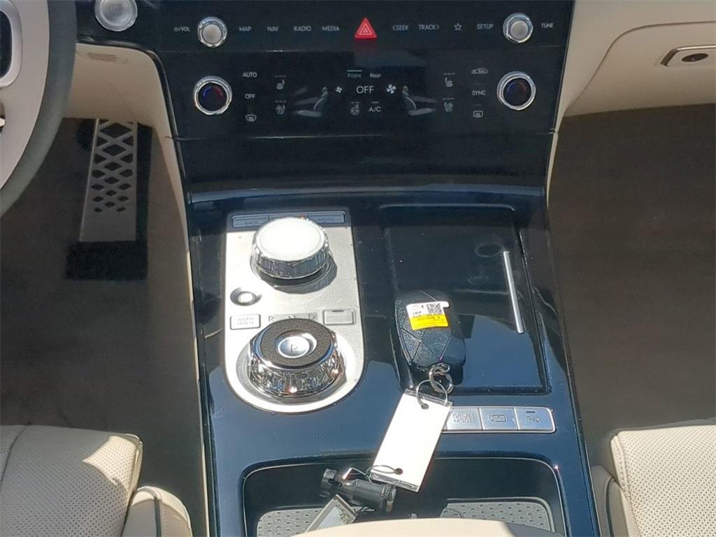 new 2025 Genesis G80 car, priced at $70,555