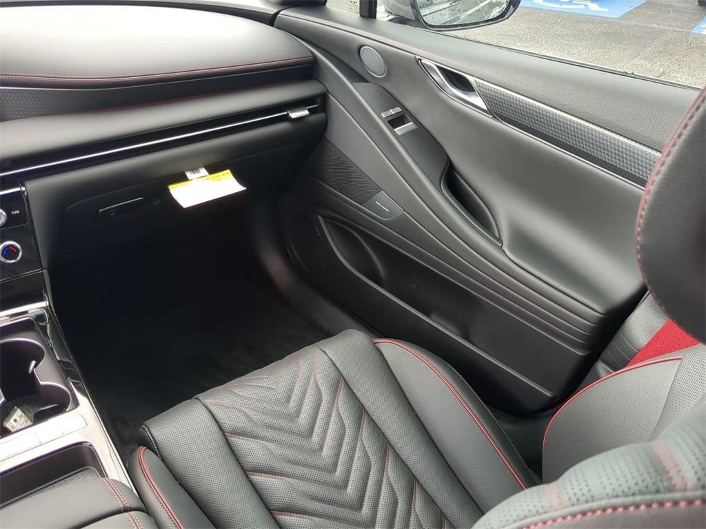 new 2025 Genesis G80 car, priced at $70,525