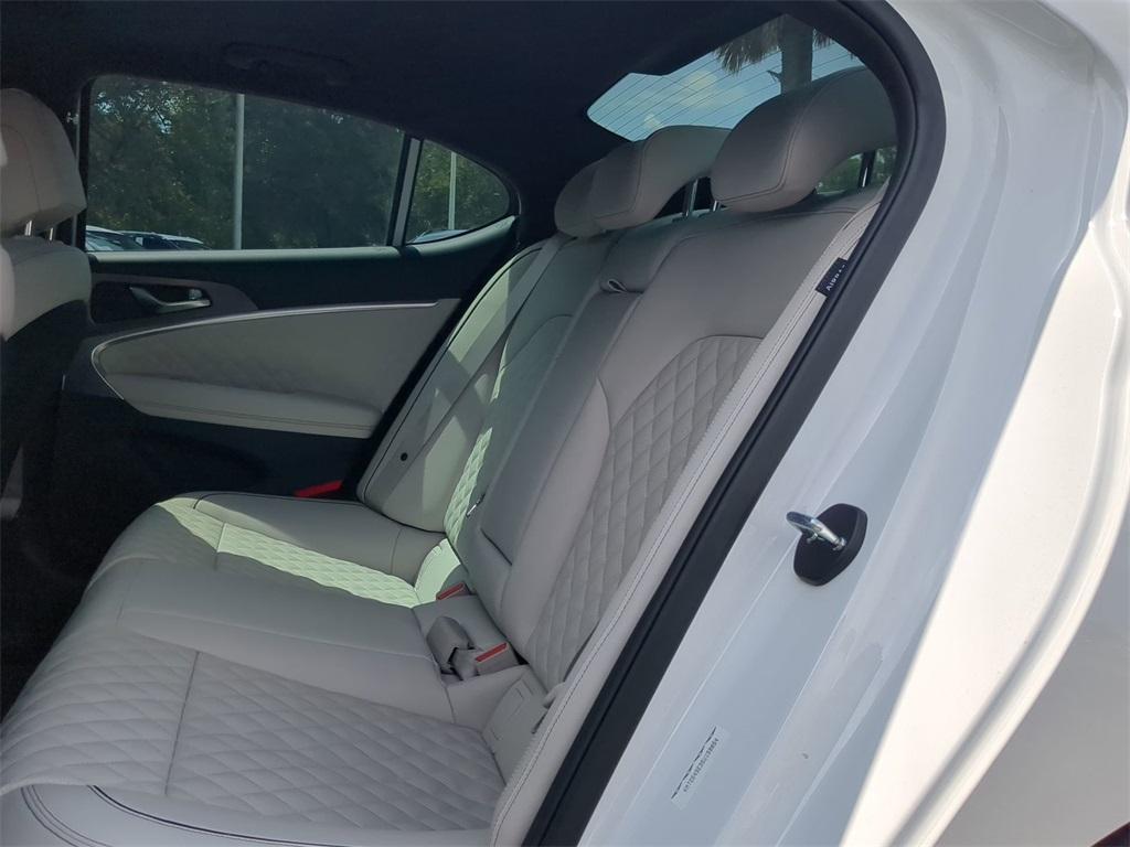 new 2025 Genesis G70 car, priced at $57,335