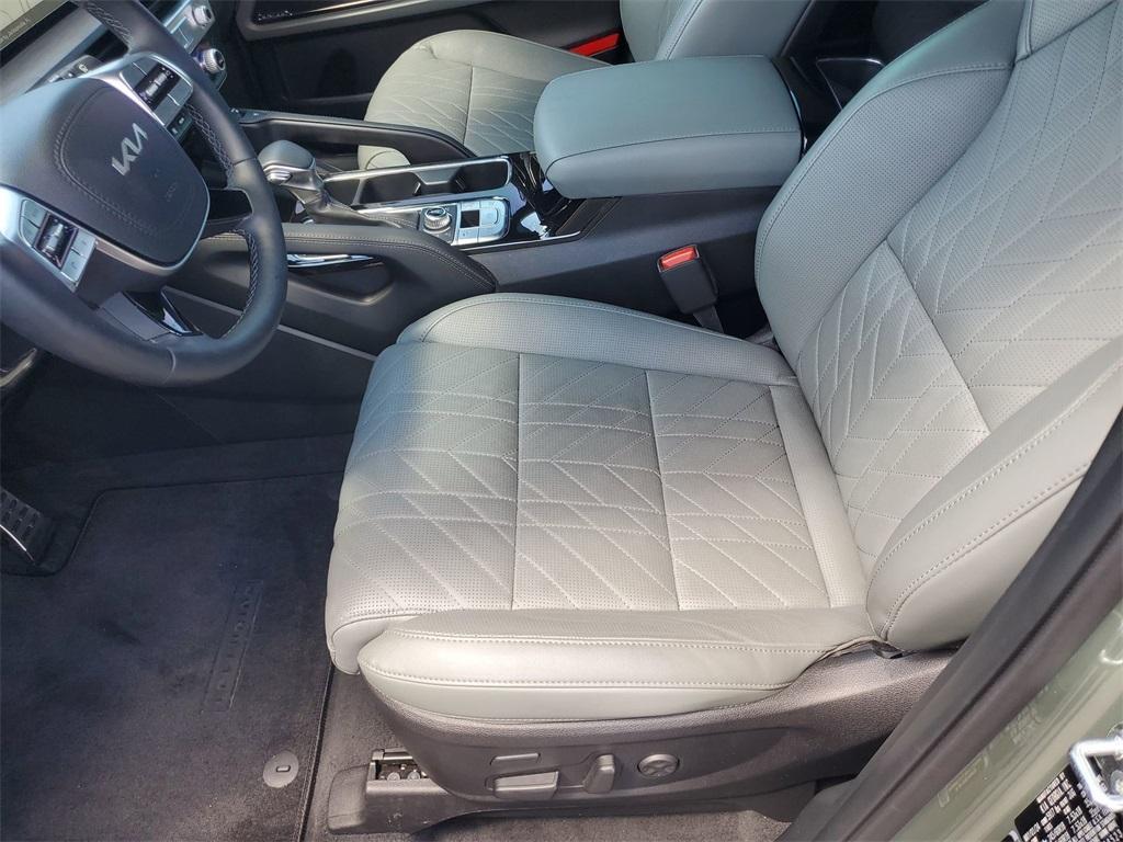 used 2024 Kia Telluride car, priced at $44,994