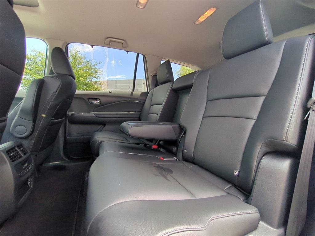 used 2022 Honda Pilot car, priced at $34,500