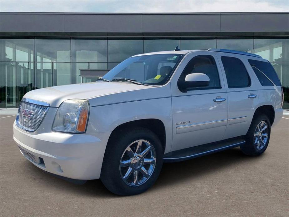 used 2011 GMC Yukon car, priced at $15,413