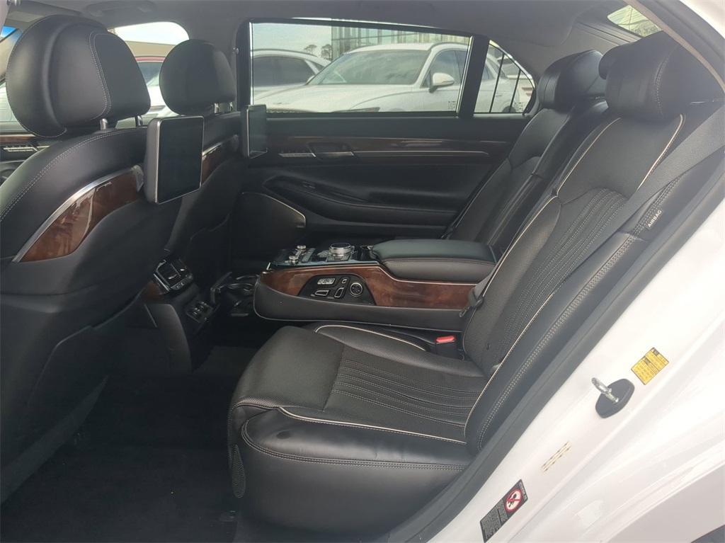 used 2018 Genesis G90 car, priced at $25,991