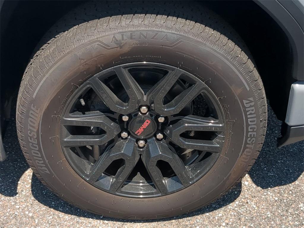 used 2024 GMC Sierra 1500 car, priced at $45,999