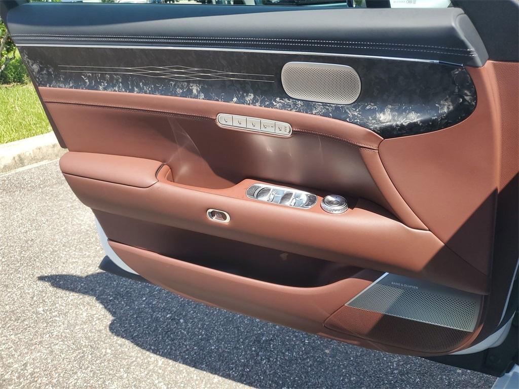 new 2025 Genesis G90 car, priced at $102,245