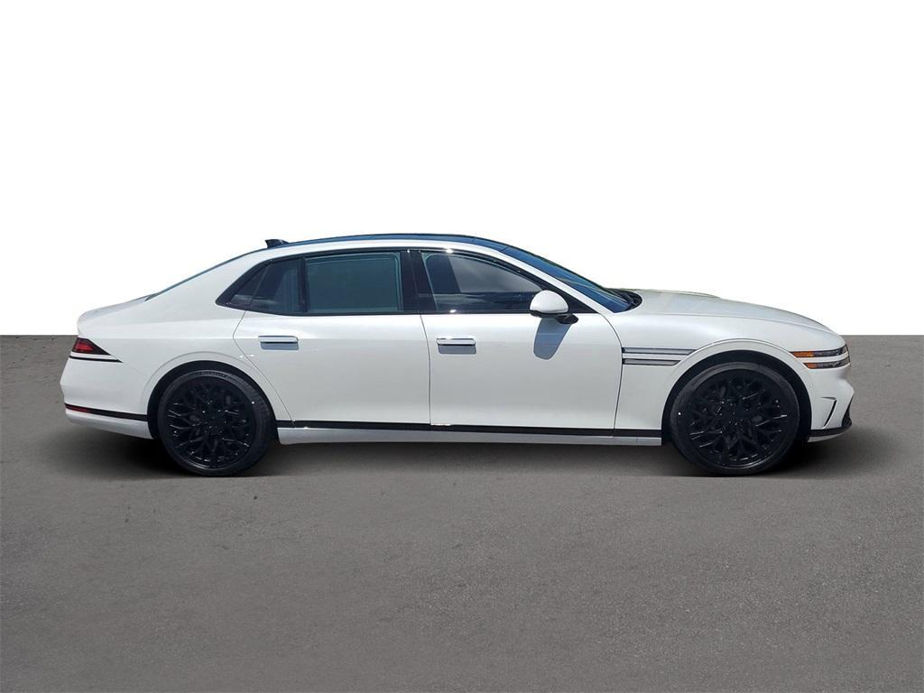 new 2025 Genesis G90 car, priced at $102,245