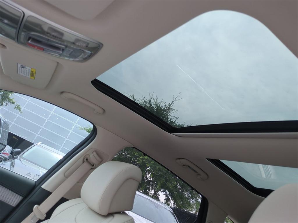 new 2025 Genesis GV80 car, priced at $68,770
