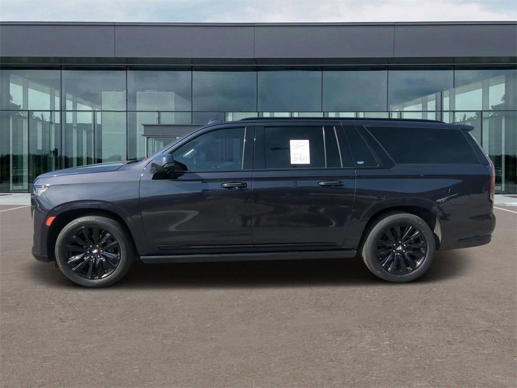 used 2022 Cadillac Escalade ESV car, priced at $74,999