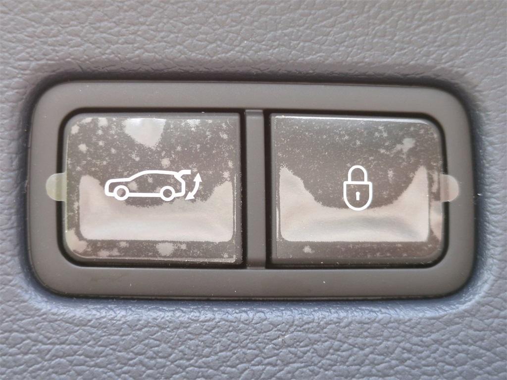 new 2025 Genesis GV80 car, priced at $82,455